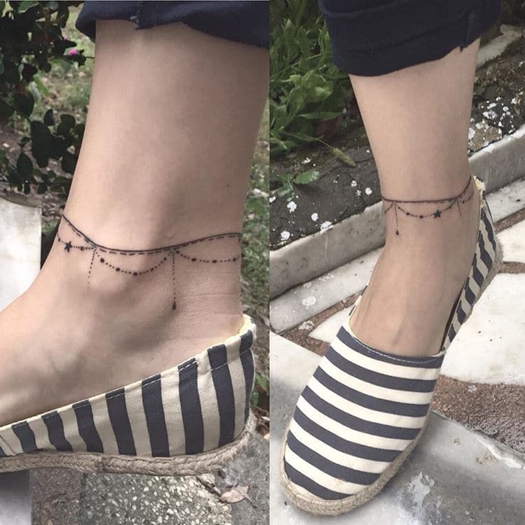 Tattoo vòng chân dễ hương cho nữ