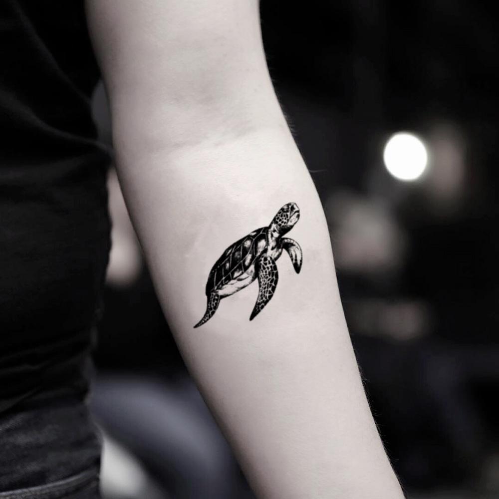 Tattoo xăm rùa đen trên tay đẹp