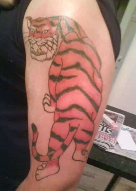mẫu hình tattoo con hổ hài hước bá đạo