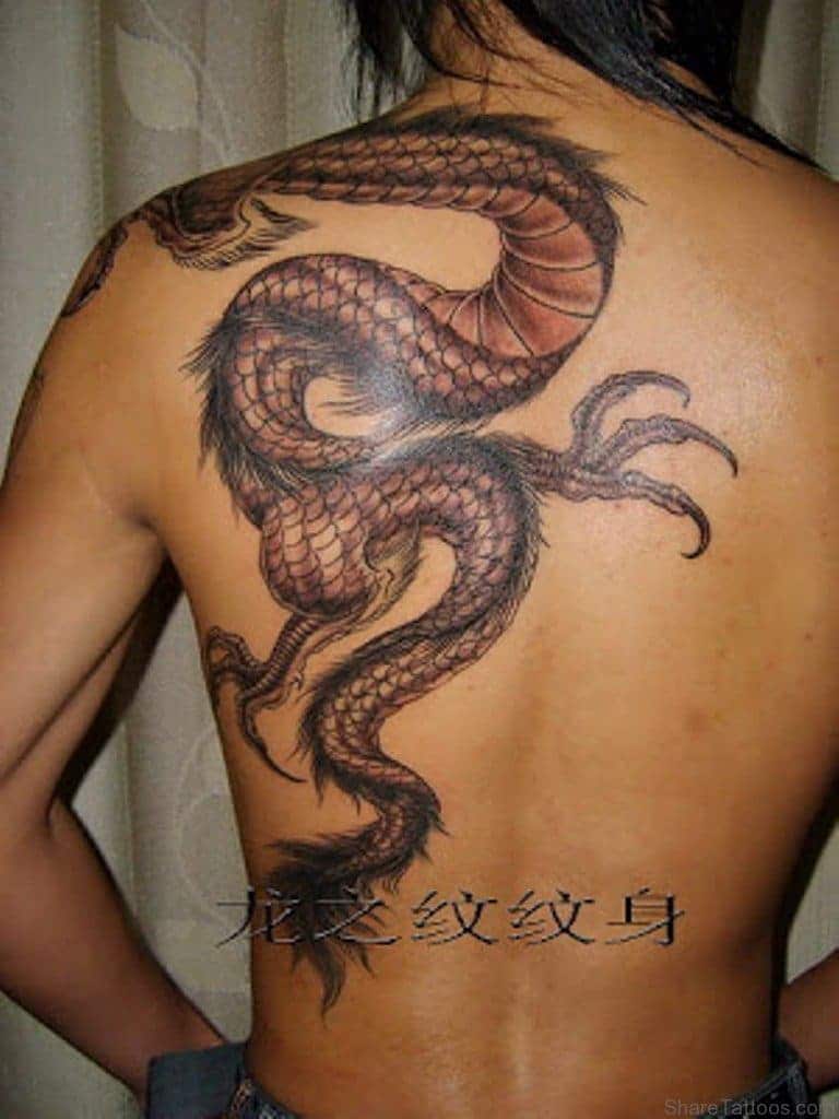 mẫu hình tattoo rồng trắng đen nửa lưng