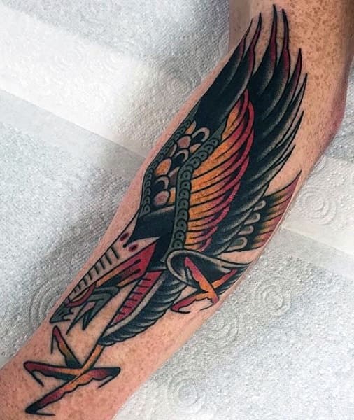 tattoo hình đại bàng đầy mầu sắc đẹp trên cánh tay