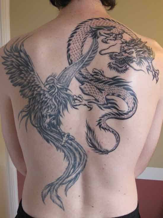 tattoo rồng nửa lưng bên phải đẹp