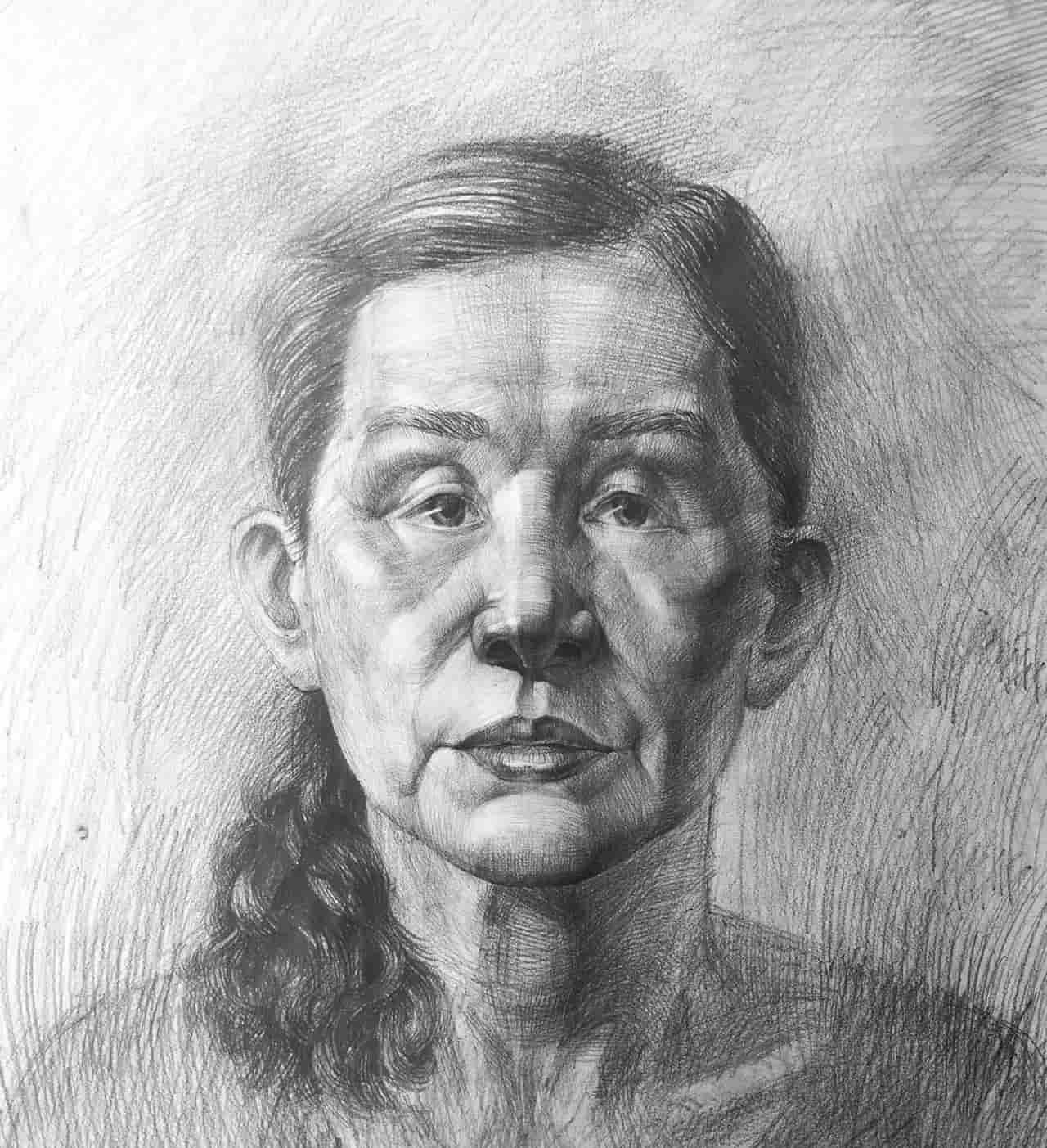 Tranh chân dung mẹ bằng bút chì chi tiết