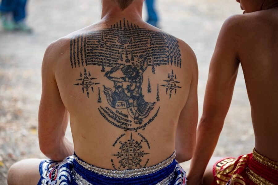 Tattoo Bùa Thái Ở Lưng