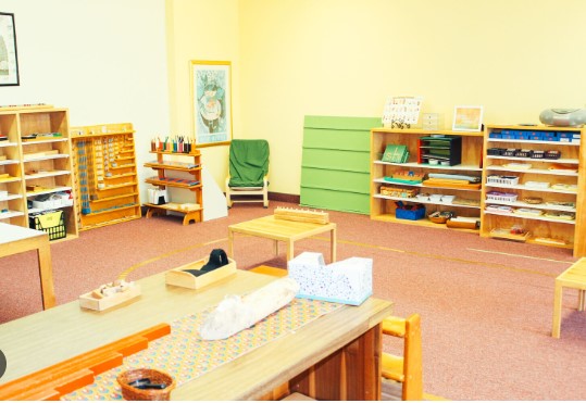 Hình Trang Trí Góc Montessori Đẹp Hiện Đại